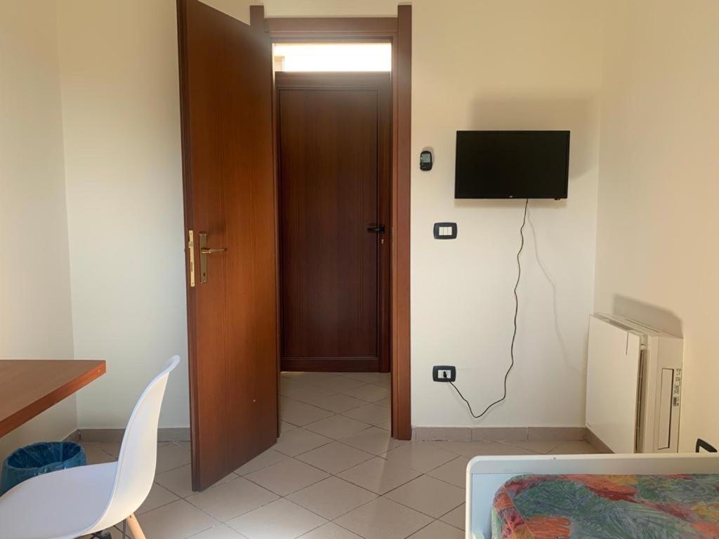Casa Adriana, Centralissima, Confinante Ospedale Civile Сассари Экстерьер фото